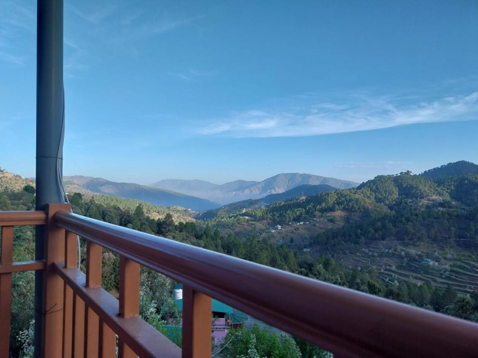 Anmol Paradise Hotel Mukteshwar Exterior foto